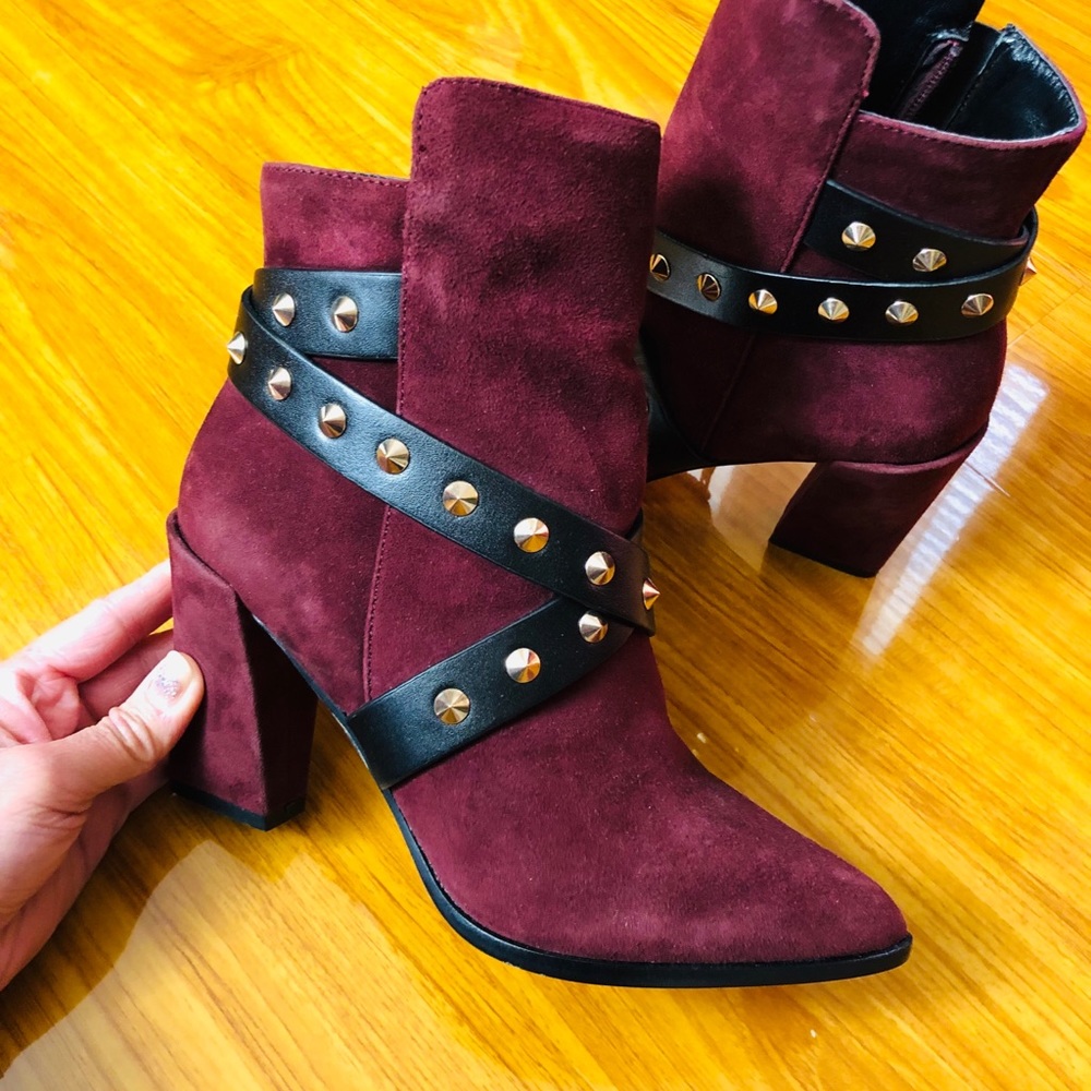 Nicole Miller Boots